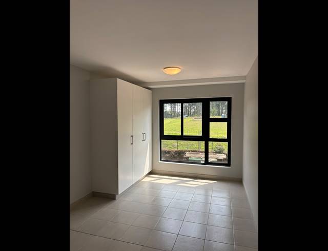 BEDROOM APARTMENT TO LET IN EMBERTON ESTATE